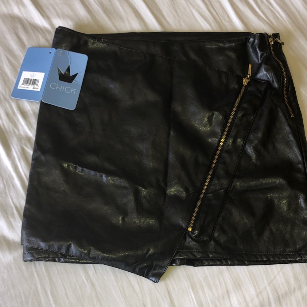 Leather skirt
